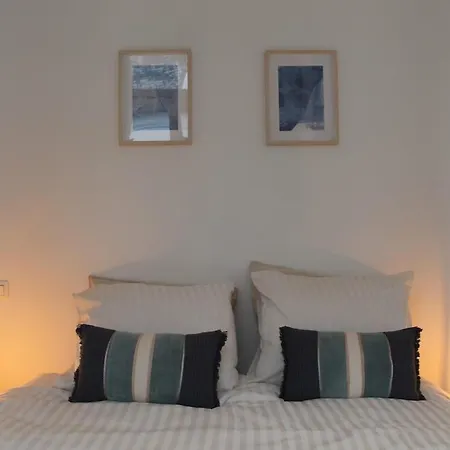Apartment The Cathedral First Floor Antwerpen